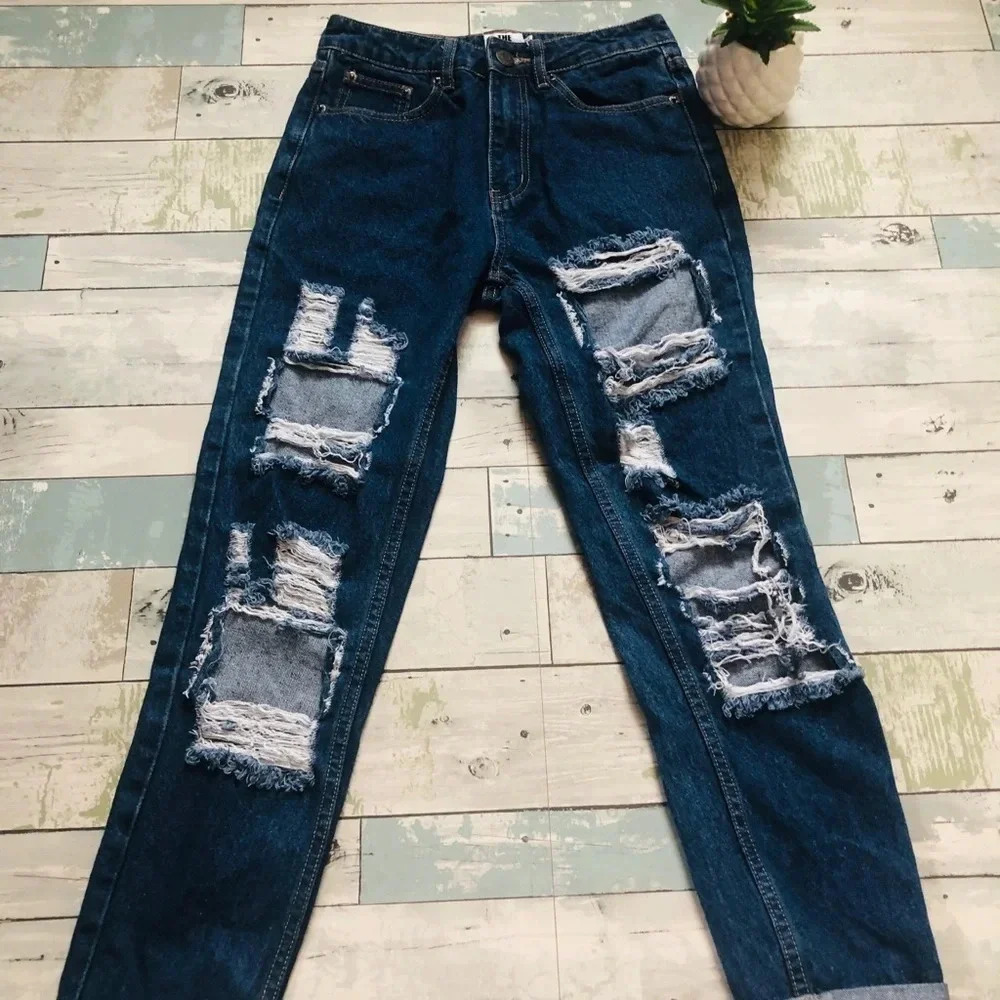 ⭐️The Rockin Rev Maisie Distressed Mom Jean - Picture 3 of 6